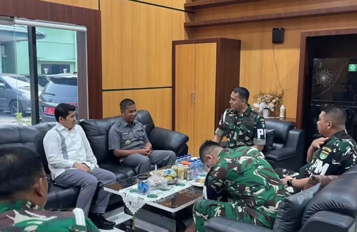 Terima Kunjungan Bupati Kampar, Danpomdam XIX/TT: Sinergitas Diperkuat, Pemerintahan Semakin Solid, Masyarakat Semakin Terlindungi