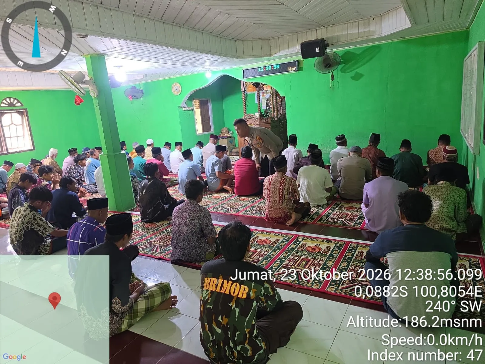 Jumat Keliling Polsek Kampar Kiri, Kapolsek himbau Warga Cegah Hoaks, Narkoba dan Karhutla