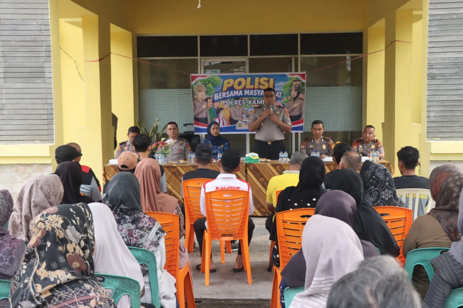 Polisi Bersama Masyarakat, Kapolres Kampar Gelar Forum Diskusi Bersama Warga Kelurahan Bangkinang